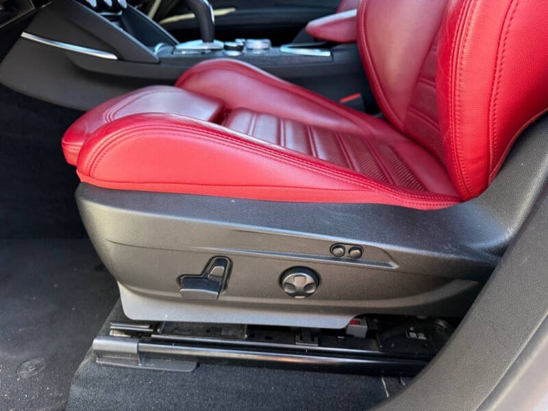 2022 Alfa Romeo Stelvio Sprint