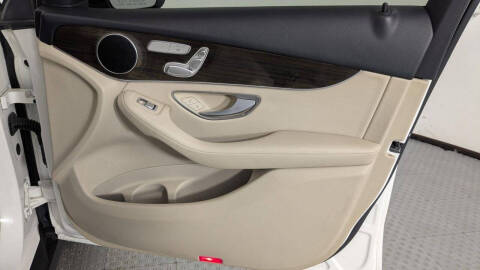 2019 Mercedes-Benz GLC GLC 300