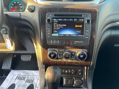 2017 Chevrolet Traverse LT