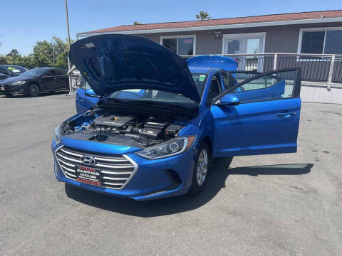 2018 Hyundai Elantra