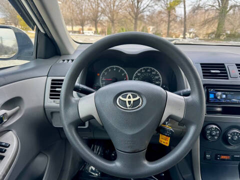 2010 Toyota Corolla LE