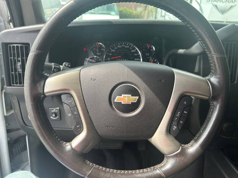 2017 Chevrolet Express 2500