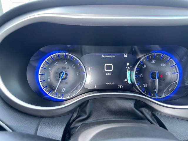 2023 Chrysler Pacifica Touring L