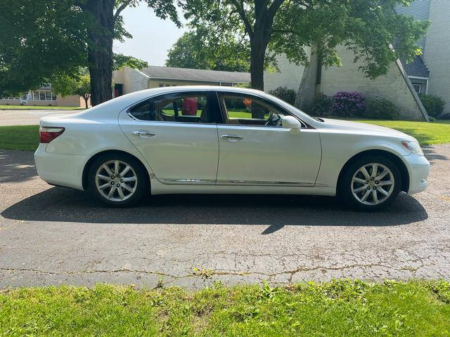 2007 Lexus LS 460