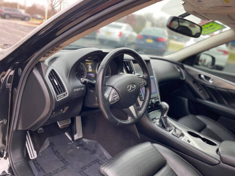 2015 Infiniti Q50 Sport