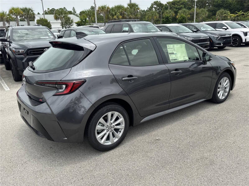 2026 Toyota Corolla Hatchback SE