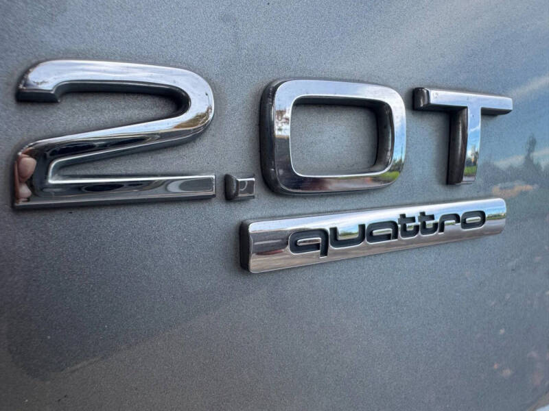 2011 Audi Q5 2.0T quattro Premium Plus