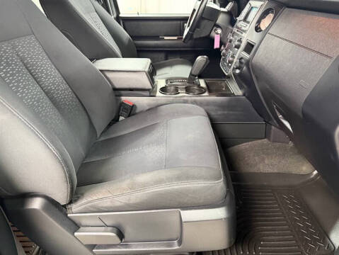 2017 Ford Expedition XL Fleet