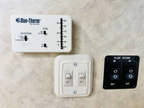 2008 Dutchmen Denali 295BS