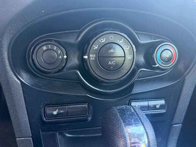 2013 Ford Fiesta Titanium
