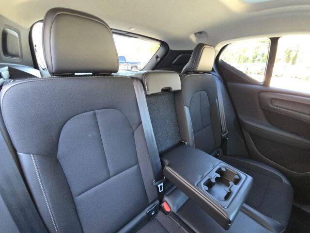 2020 Volvo XC40 T5 Momentum