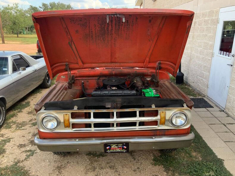 1969 Dodge D200 Pickup