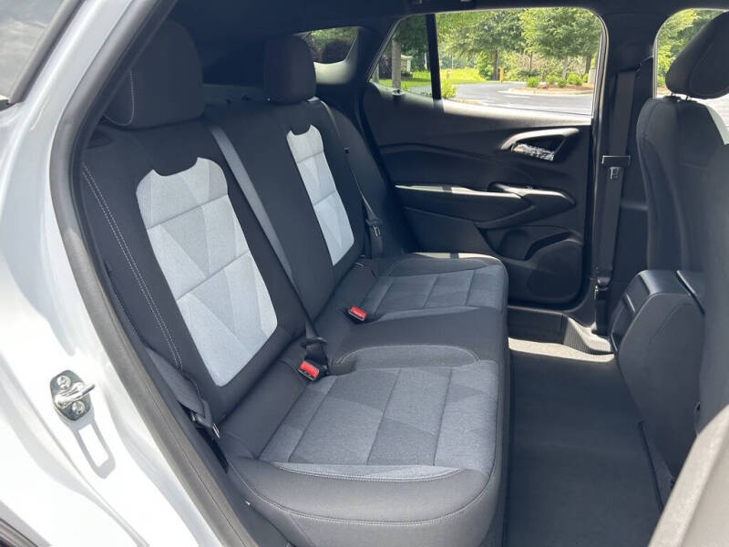 2025 Chevrolet Trax RS