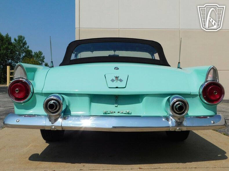 1955 Ford Thunderbird