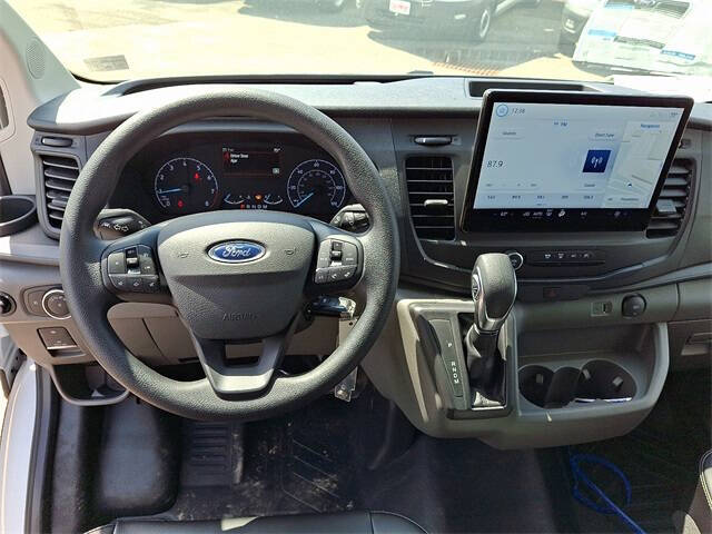 2025 Ford Transit