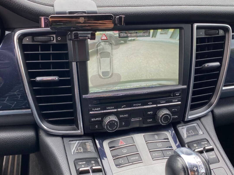 2012 Porsche Panamera 4