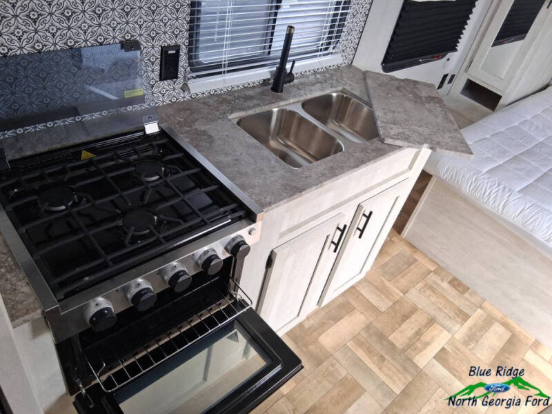 2022 Shasta RV Oasis