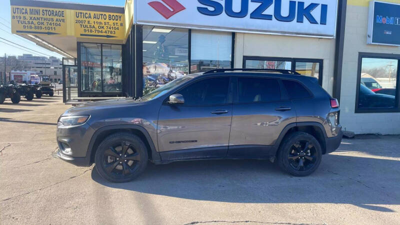 2019 Jeep Cherokee for sale at Suzuki of Tulsa - Global car Sales in Tulsa OK