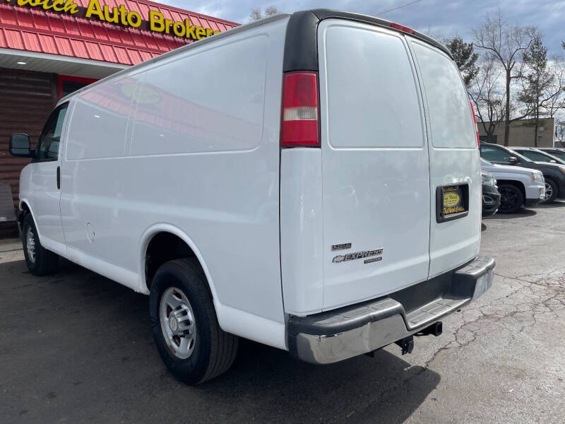 2011 Chevrolet Express 3500
