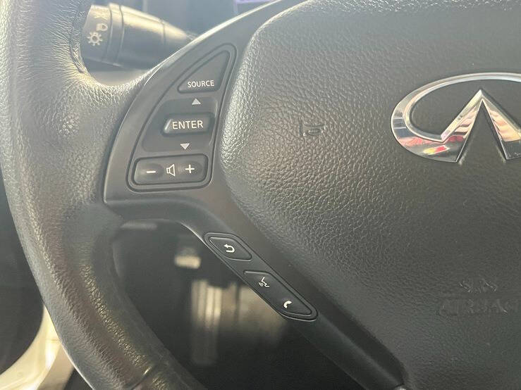 2015 Infiniti Q60 Convertible