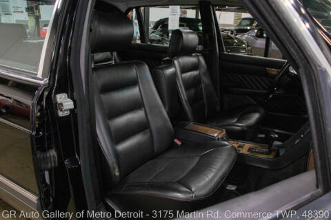 1989 Mercedes-Benz 560-Class 560 SEL