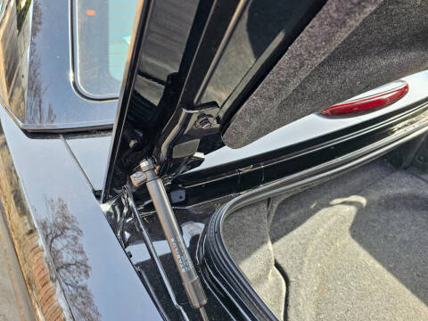 2005 Ford Thunderbird Deluxe