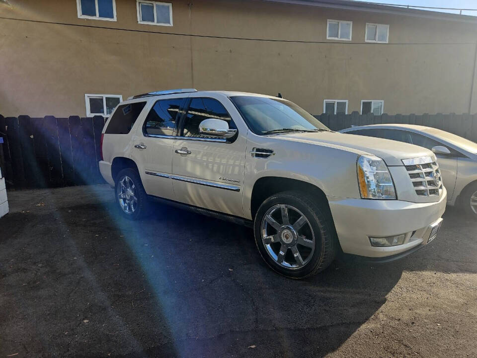 2012 Cadillac Escalade for sale at LOS ALTOS AUTOMOTRIZ LLC in Modesto, CA