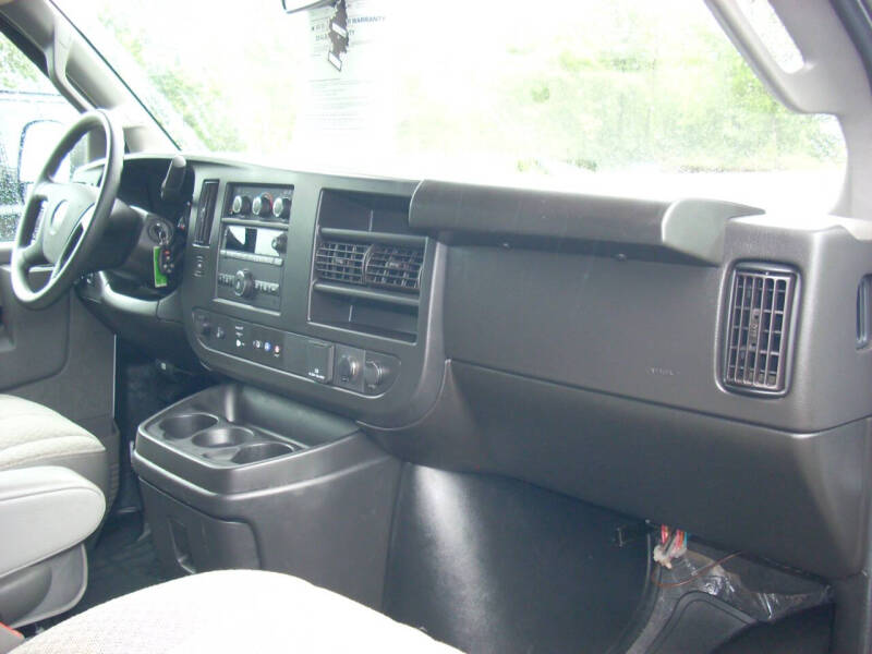 2023 GMC Savana LS 3500