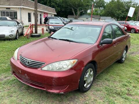 2005 Toyota Camry for sale at Texas Select Autos LLC in Mckinney TX