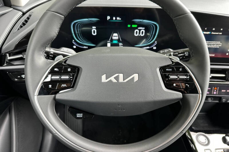 2025 Kia Niro EX