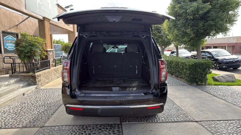 2021 Chevrolet Suburban LT