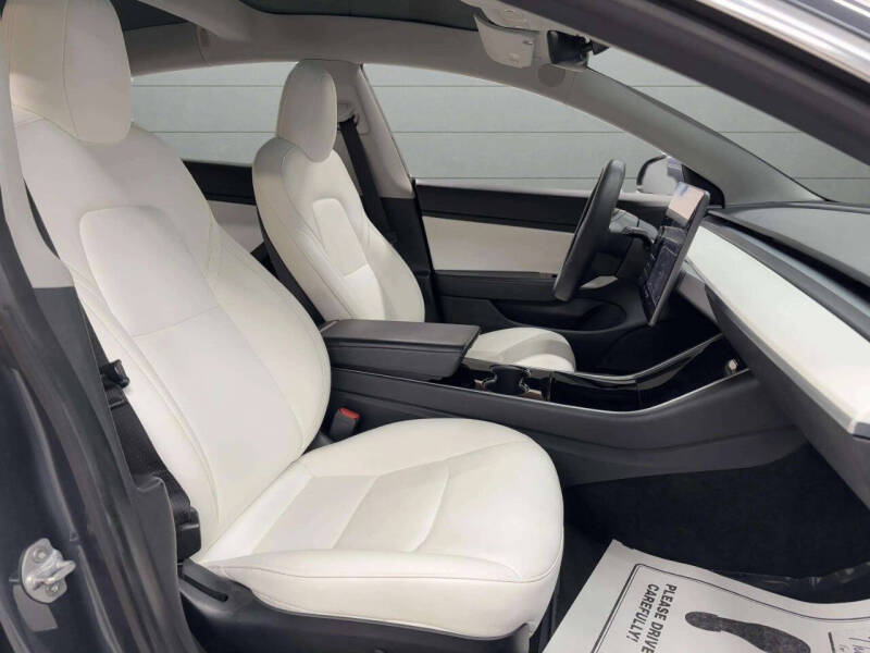 2020 Tesla Model 3 Long Range