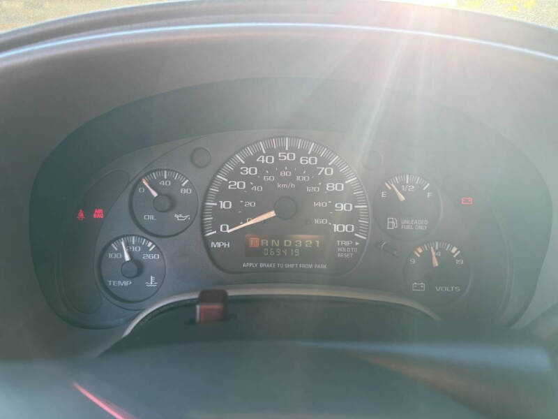 2003 GMC Safari SLT