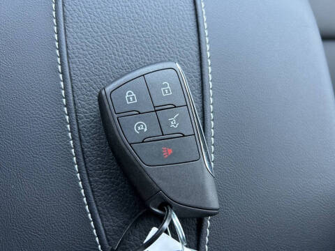 2025 GMC Acadia Denali