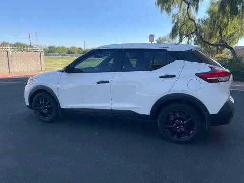 2020 Nissan Kicks S