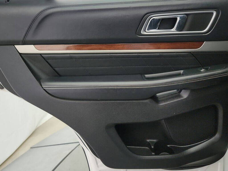 2018 Ford Explorer Platinum