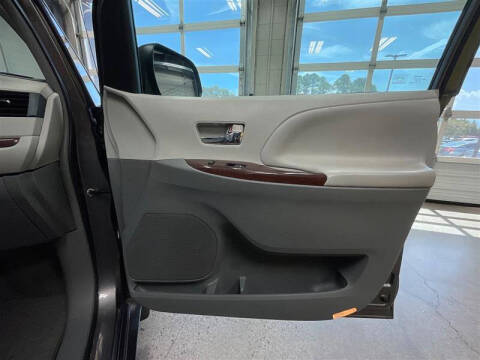 2014 Toyota Sienna