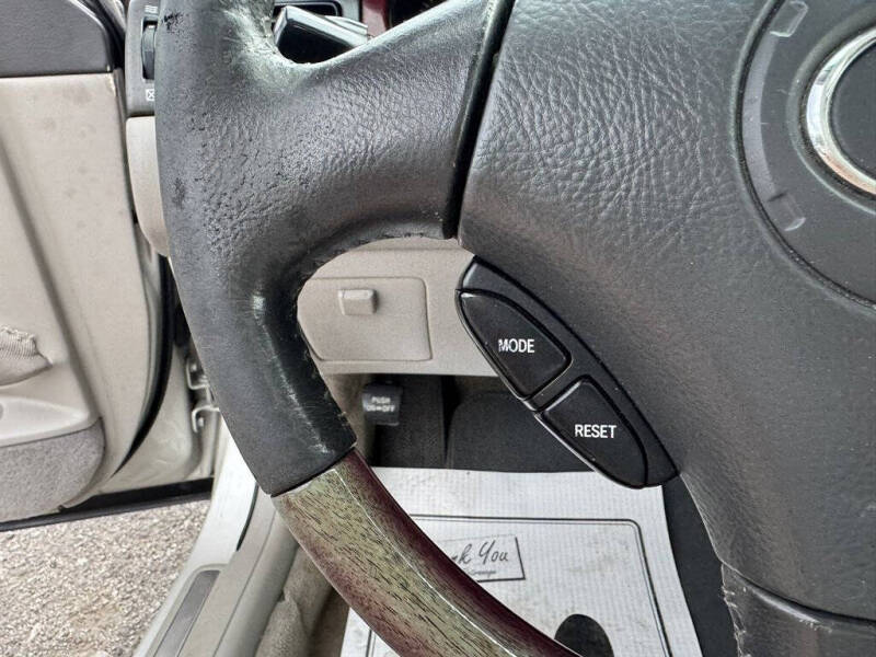 2004 Lexus ES 330