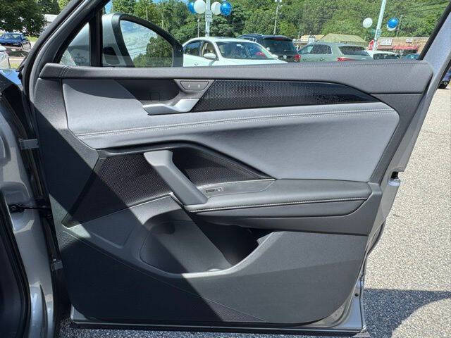 2025 Volkswagen Tiguan SE 4Motion