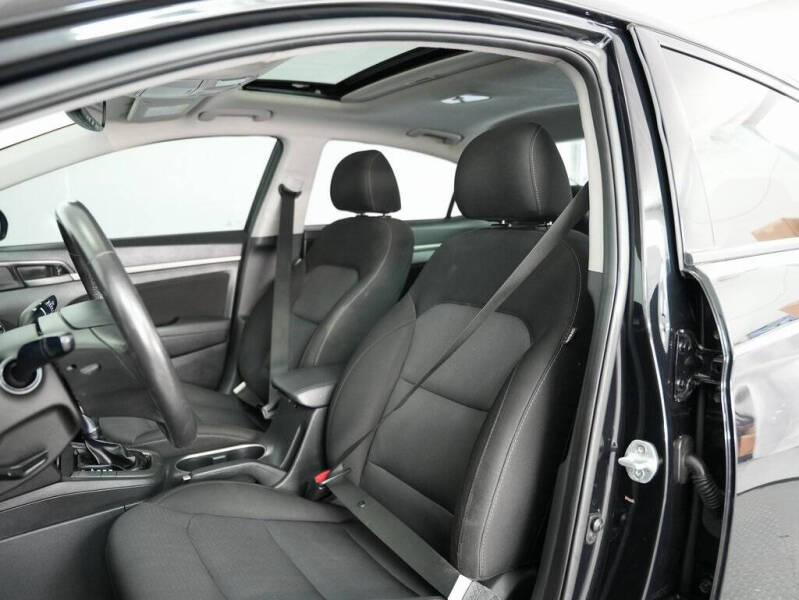 2017 Hyundai Elantra Value Edition