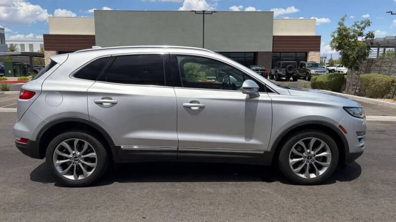 2019 Lincoln MKC Select