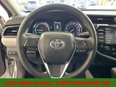 2019 Toyota Camry Hybrid LE