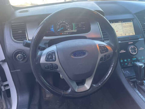 2016 Ford Taurus SHO