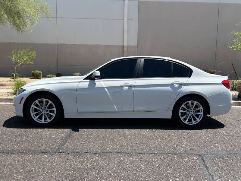 2017 BMW 3 Series 320i