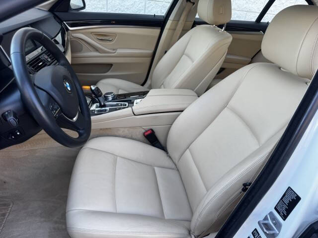 2015 BMW 5 Series 528i xDrive