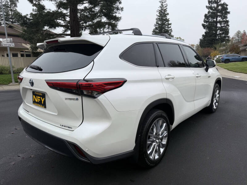 2020 Toyota Highlander Hybrid Limited