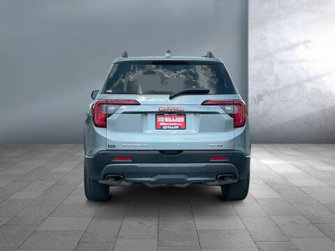 2023 GMC Acadia AT4