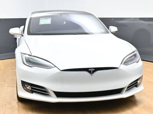 2020 Tesla Model S Performance
