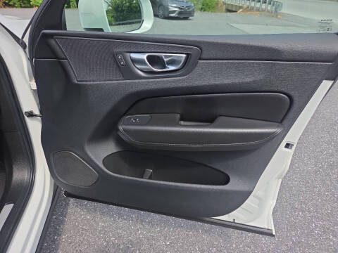 2023 Volvo XC60 B5 Core