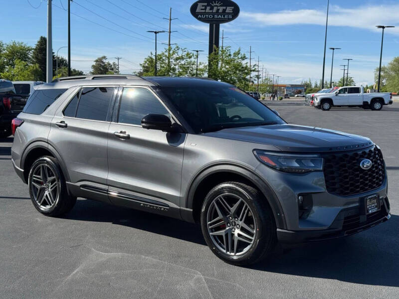 2025 Ford Explorer ST-Line
